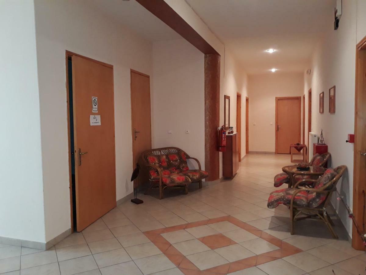 Hotel Kastro Sérvia 外观 照片